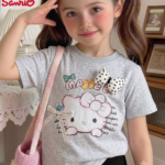 Franela de Hello Kitty Gris